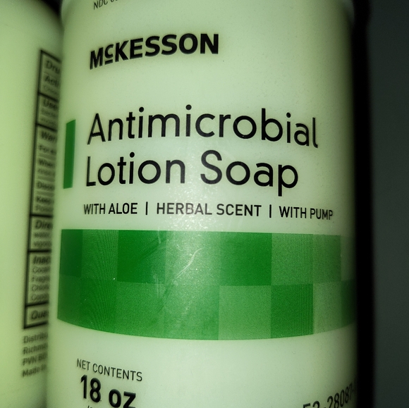NEW! 3- McKesson Antimicrobial Lotion Soap (18oz ea) - Picture 4 of 7